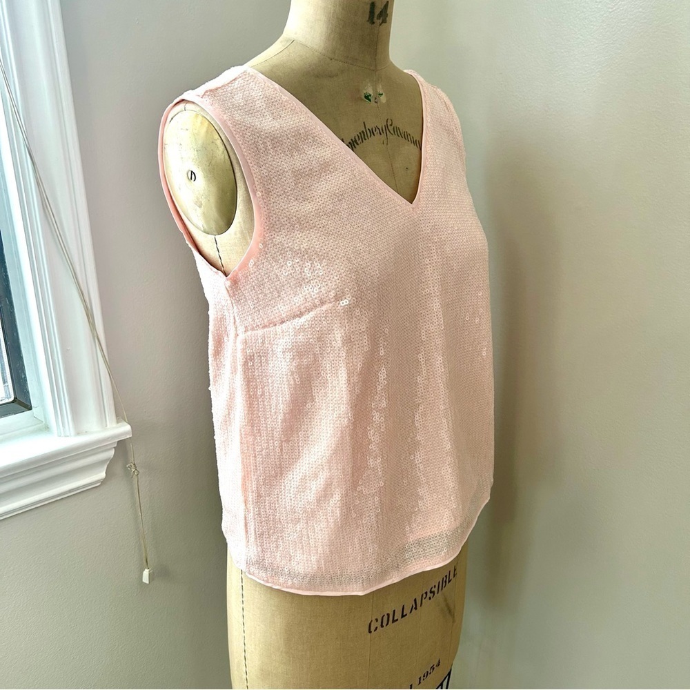 J crew Women’s petal pink all over Sequin V-neck Boxy Tank Sz S NWT - Picture 2 of 12
